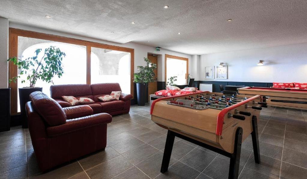 Appartement 4 Personnes Avec Piscine, Wifi, Garage Besse-et-Saint-Anastaise Bagian luar foto